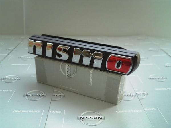 R35 GT-R NISMO専用 nismo フロントエンブレム GTR BNR32 R34