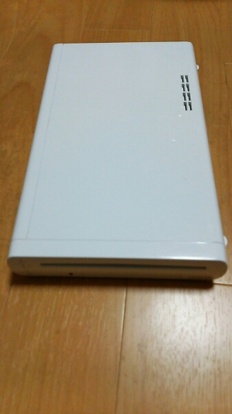 ジャンク　Wii U 本体のみ ファミリープレミアム 32GB スーパーマリオ 