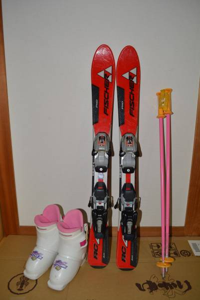 子ども用スキー板とブーツ16cmと20cmのセット 子供 スキー-ski板 書割 子ども用スキー板とブーツ16cmと20cmの