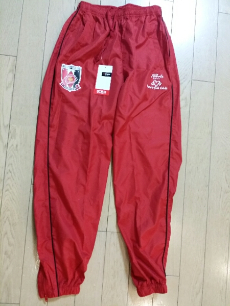 130 サッカーパンツキッズ トレウェア 浦和レッズ 子ども用 売買されたオークション情報 Yahooの商品情報をアーカイブ公開 オークファン Aucfan Com