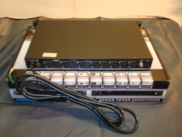 Furman PL-8 パワーコンディショナー & 中古3Uラック FURMAN PL Furman PL-8 パワーコンディショナー & 中古3Uラック FURMAN PL