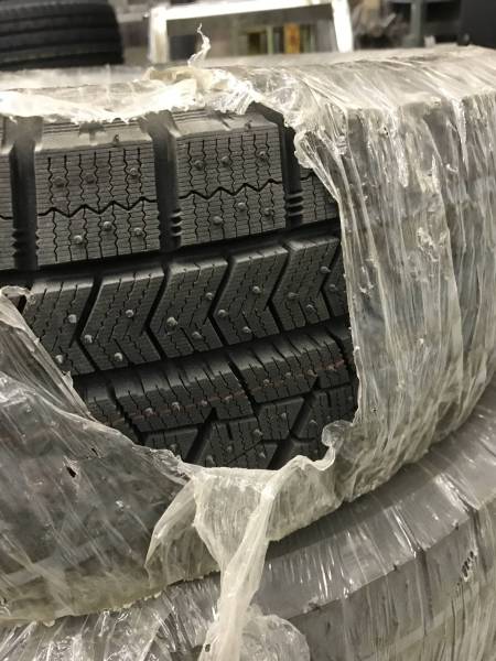 ブリザック新品4本セット　195/65R15 　2015年