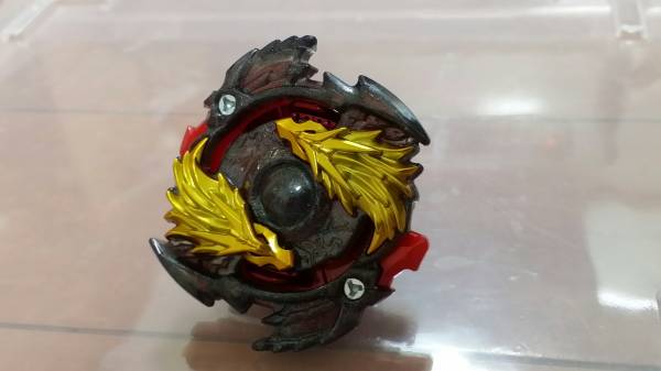 ☆ベイブレードバースト　大会最強レア改造　L.ロンギヌスH.H　WHF限定レイヤー+ヘビー限定カラーレッド　1個のみ売り切り☆新品