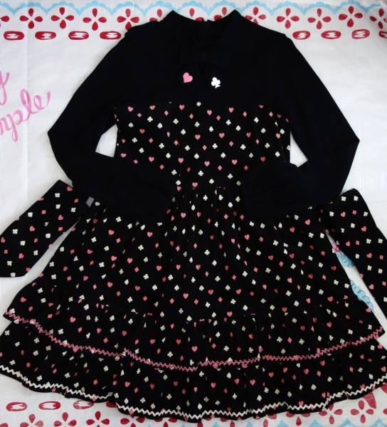 シャーリーテンプル　美品　黒　トランプ柄OP　140㎝