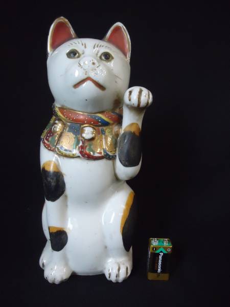 招き猫 陶器製 置物 アンティークビックサイズ32、￼センチメートル 古い・陶器製 大きめな招き猫 アンティーク、コレクション 雑貨 【公式