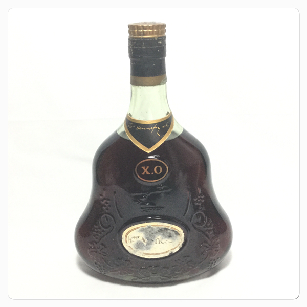 ● Hennessy ヘネシー X.O COGNAC コニャック 700ml 未開栓 ①
