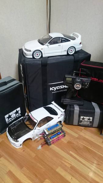 タミヤ　TB-03R　フルセット　ほぼフルオプション　工具類　キャリーケース他　付属品　おまけ多数　美品！