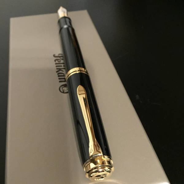 ペリカン 万年筆 スーベレーン M1000 黒M（中字）