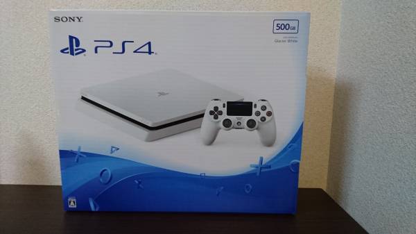 新品未開封 新型 PS4 本体 グレイシャーホワイト 500GB CUH-2000AB02