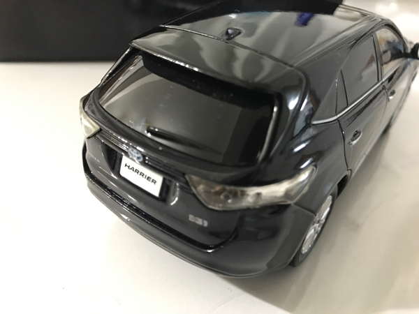 非売品】トヨタ 新型 ハリアー 60 220 スパークリングブラックパール 