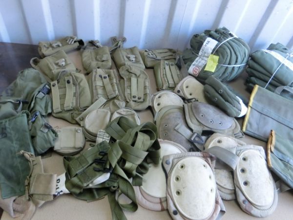 D17★1円~緊急出品!usmc本物!ジャンク色々!希少!サバゲーミリタリーコスプレアウトドア沖縄直送米軍/ダッフルバックユーティリティーポーチ