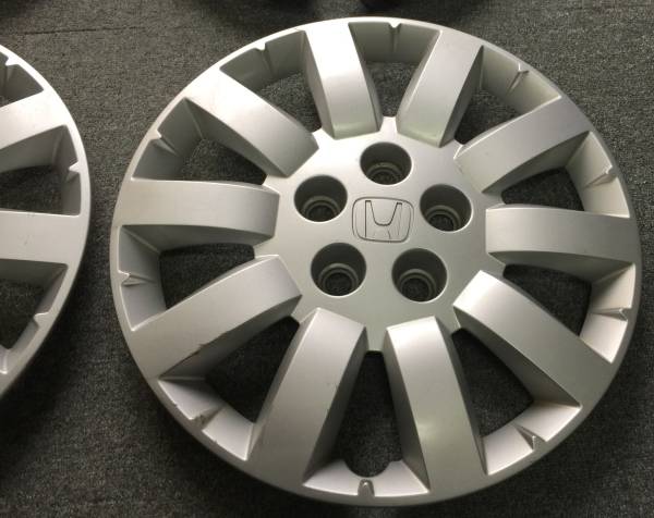 ホンダ クロスロード 純正 16インチ ホイールキャップ 4枚セットです 
