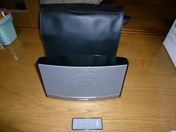 Bose SoundDock Music System Digital Portable com: Speaker with