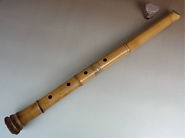 管理番号：27-27　☆　琴古流 尺八　二尺管　月山 銘　三印　唄口 銀巻　中継 銀三線　長さ 60.5cm　キャップ付き　☆