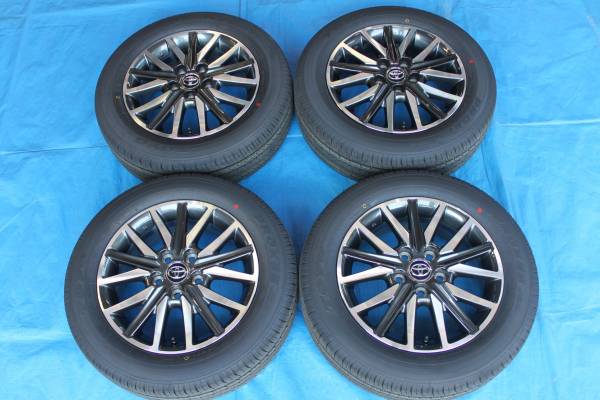 新車外し ヴォクシー ZS 煌 80系 純正 205/60R16 ノア 極上品 タイヤ 
