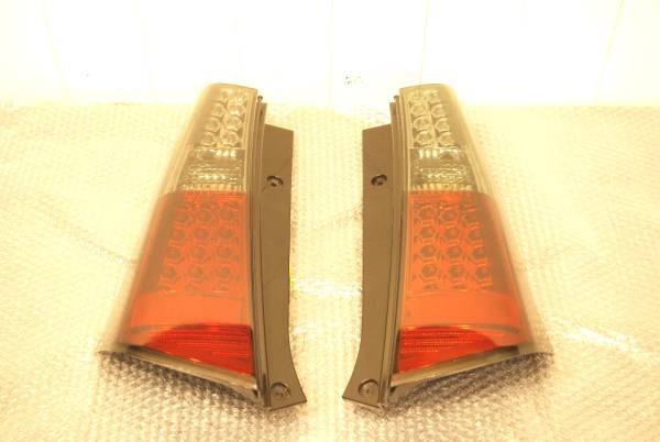 ワゴンR/スティングレー(MH23S) YANGSON製 LEDスモークテールランプセット