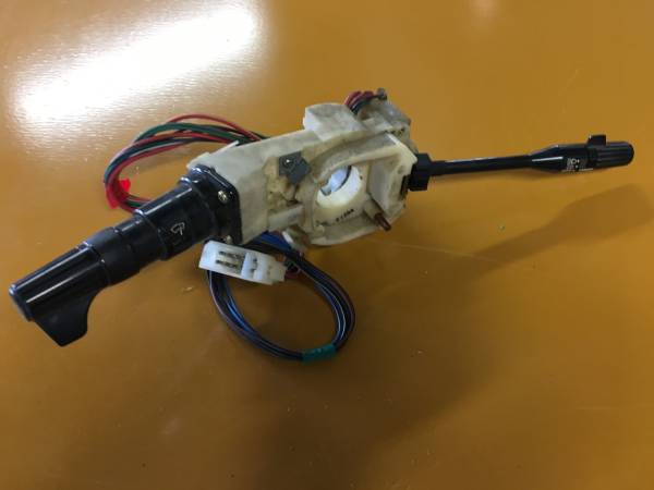 Ｃ２３０Ｃ２３１　ジャパン　ローレル　ターンレバー　L型　旧車