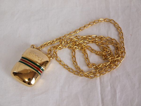 ピルケース シェリーライン GUCCI ゴールド グッチ オールドグッチ 