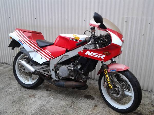 NSR250R MC16 　87　赤/白　純正　キックOK 書なし　部品どり　検索　MC18 89