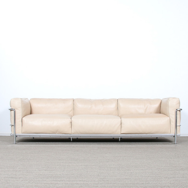 ★モデルルーム展示超美品/Cassina/カッシーナ/LC3/エル シー 3/3P/フェザーパッディング/受注輸入/Y革/248万ル コルビュジエ_2