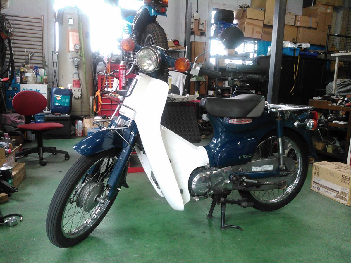 葛飾区発　スーパーカブ　AA０１　コスミックブルー　エンジンセミОH 売り切り