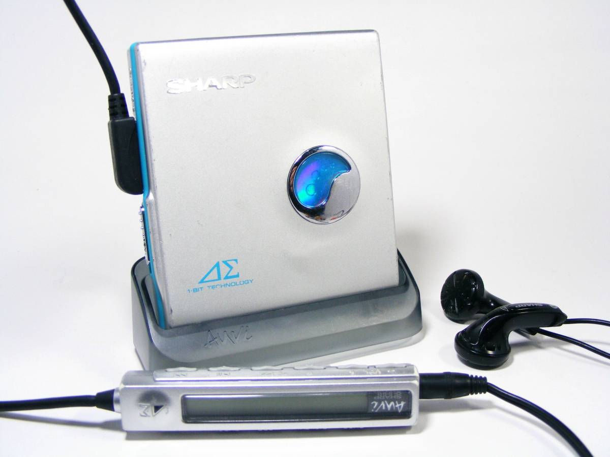 SHARP シャープ MDプレーヤー MD-DS30 ☆動作品・充電スタンド付き