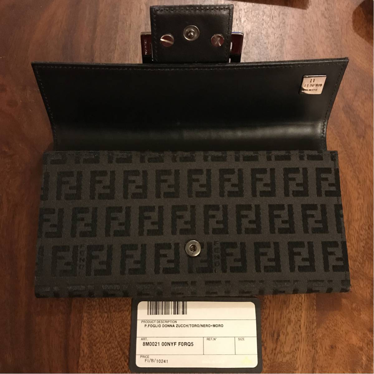 FENDI ズッカ柄 黒 ブラック フェンディ 長財布