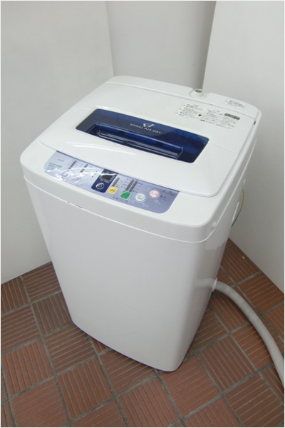 ●【本州/四国/九州 送料無料】洗濯機 4.2kg Haier ハイアール JW-K42F 2012年製 中古 小型 幅512mm ステンレス槽一人暮らし用