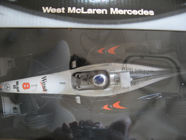 1/18 West McLaren Mercedes F1 ウエスト マクラーレン ベンツ 1:18