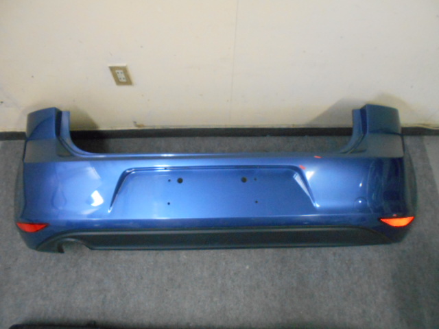 ゴルフ7 純正 リアバンパー ディフューザー付