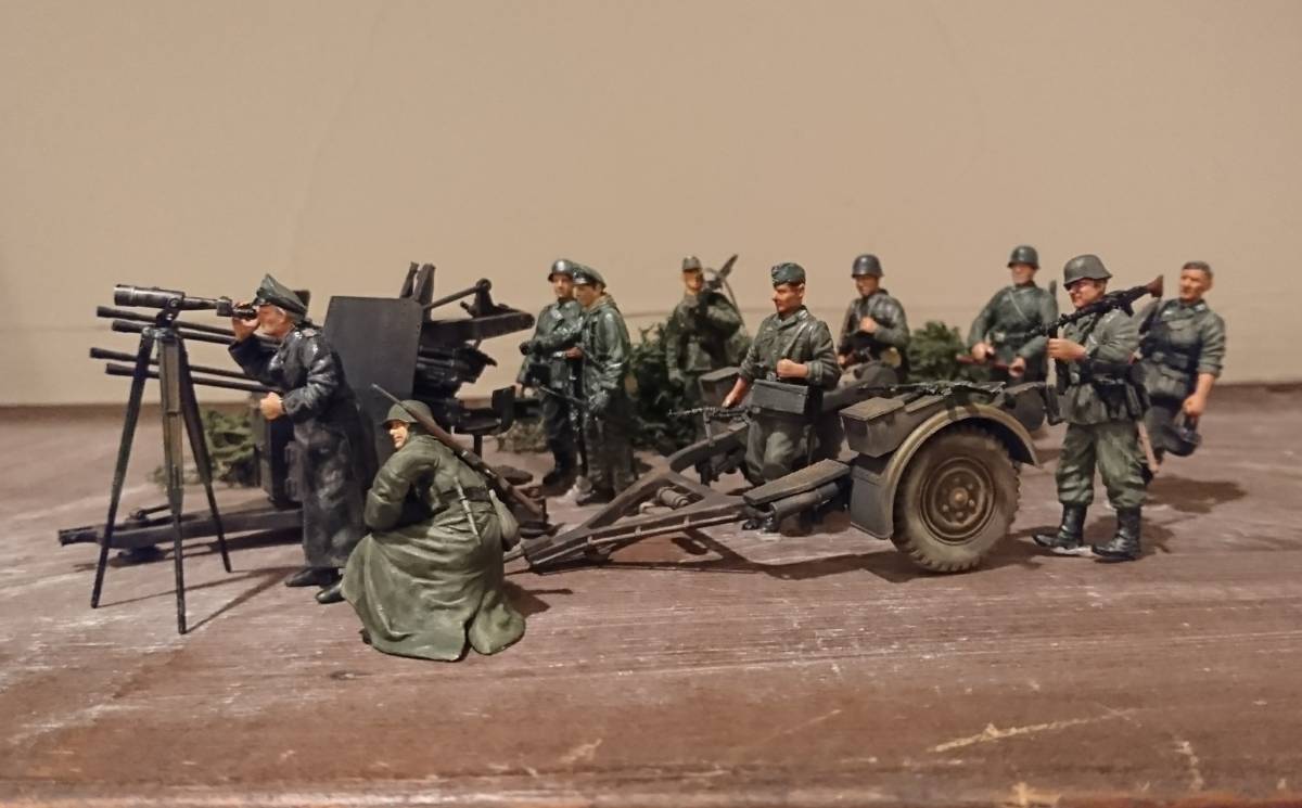 ★１/35 　ドイツ軍　対空砲　ジオラマ用　フィギア１１体　完成品　売り切り★