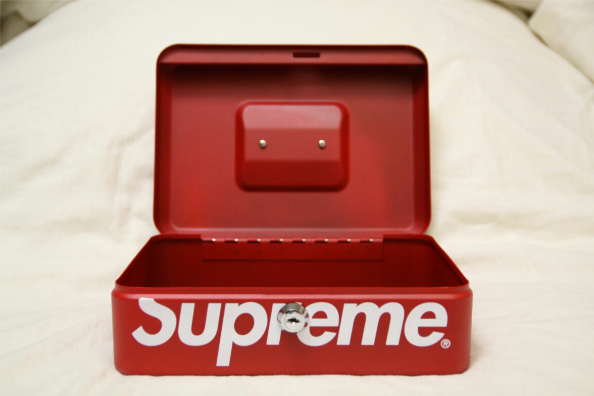 ☆SUPREME LOCK BOX☆シュプリーム ロックボックス シュプリーム