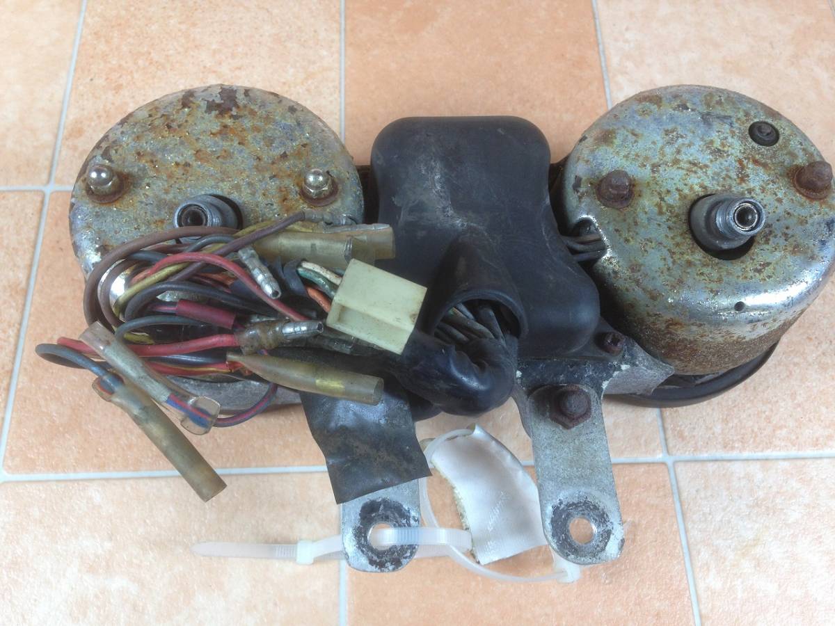 ヤマハ　TX500　純正　メーター