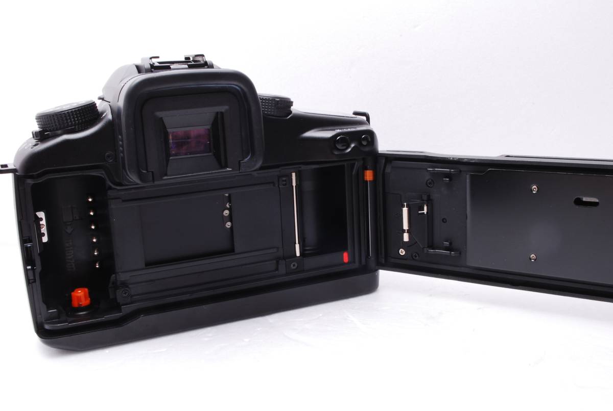 75.CANON キャノン EOS 7 ボディ
