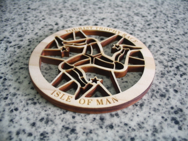 マン島TT　檜コースター_2