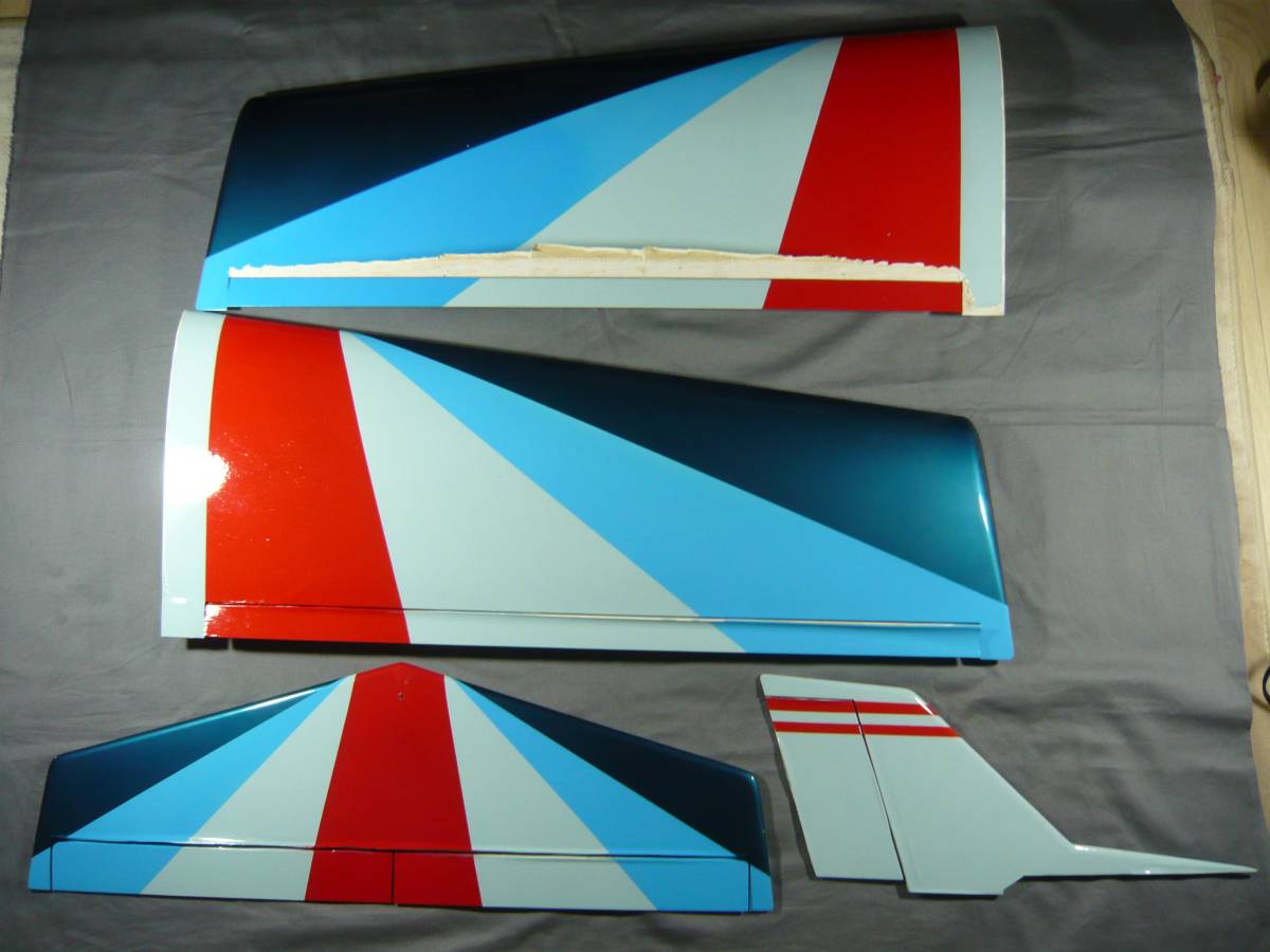 ヨシオカ　Viking　40クラス　塗装済み半完成機体　難あり