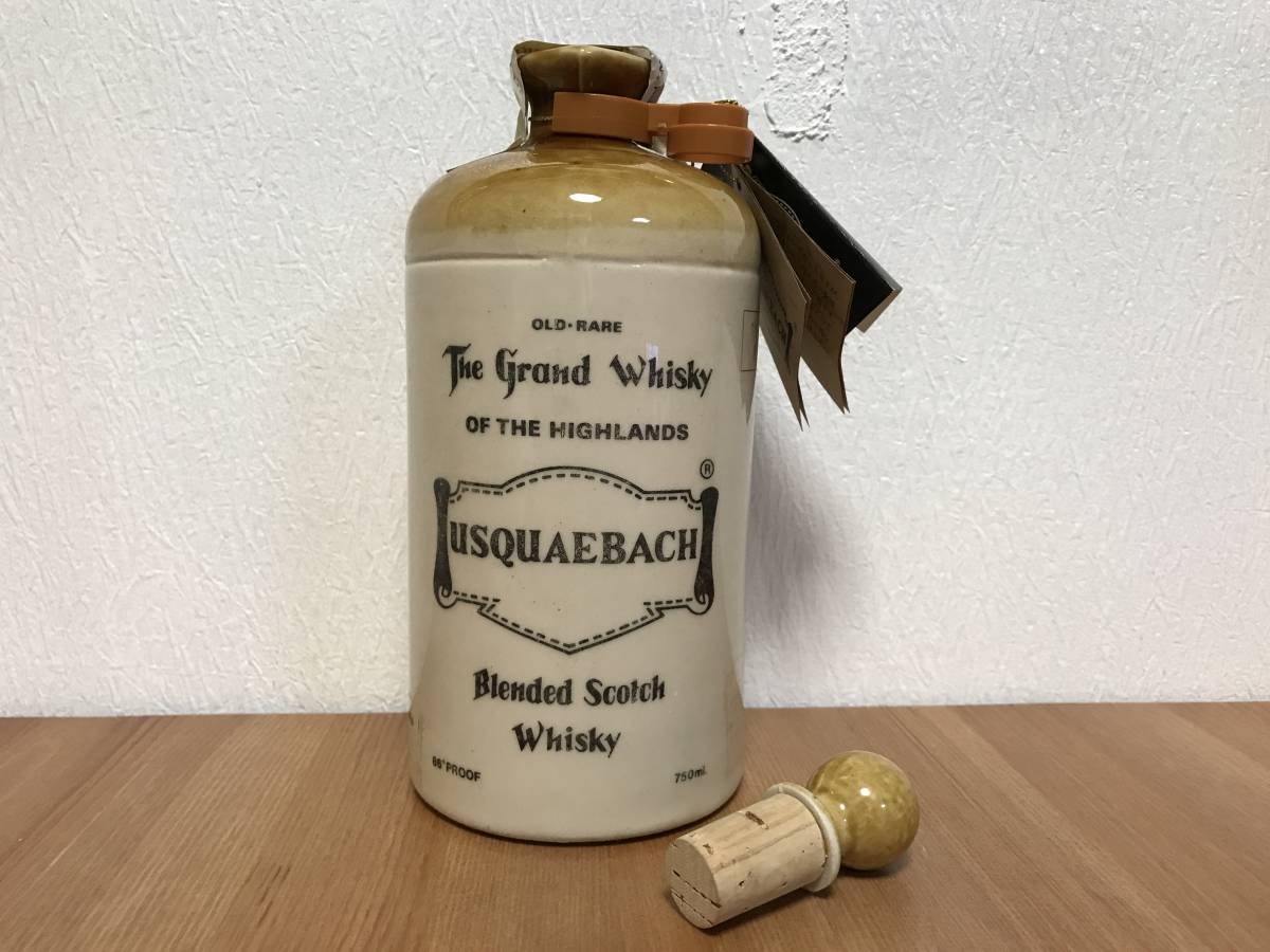 【未開封】ウィスキー　USQUAEBACH ウシュクベリザーブ　旧ボトル USQUAEBACH ウイスキー古酒未開封 未開封未開栓ウシュクベリザーブ旧
