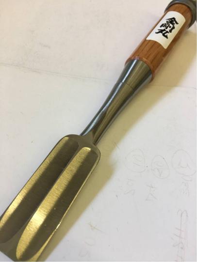 新品未使用☆金剛丸ハイス鋼追い入れ鑿８分赤樫