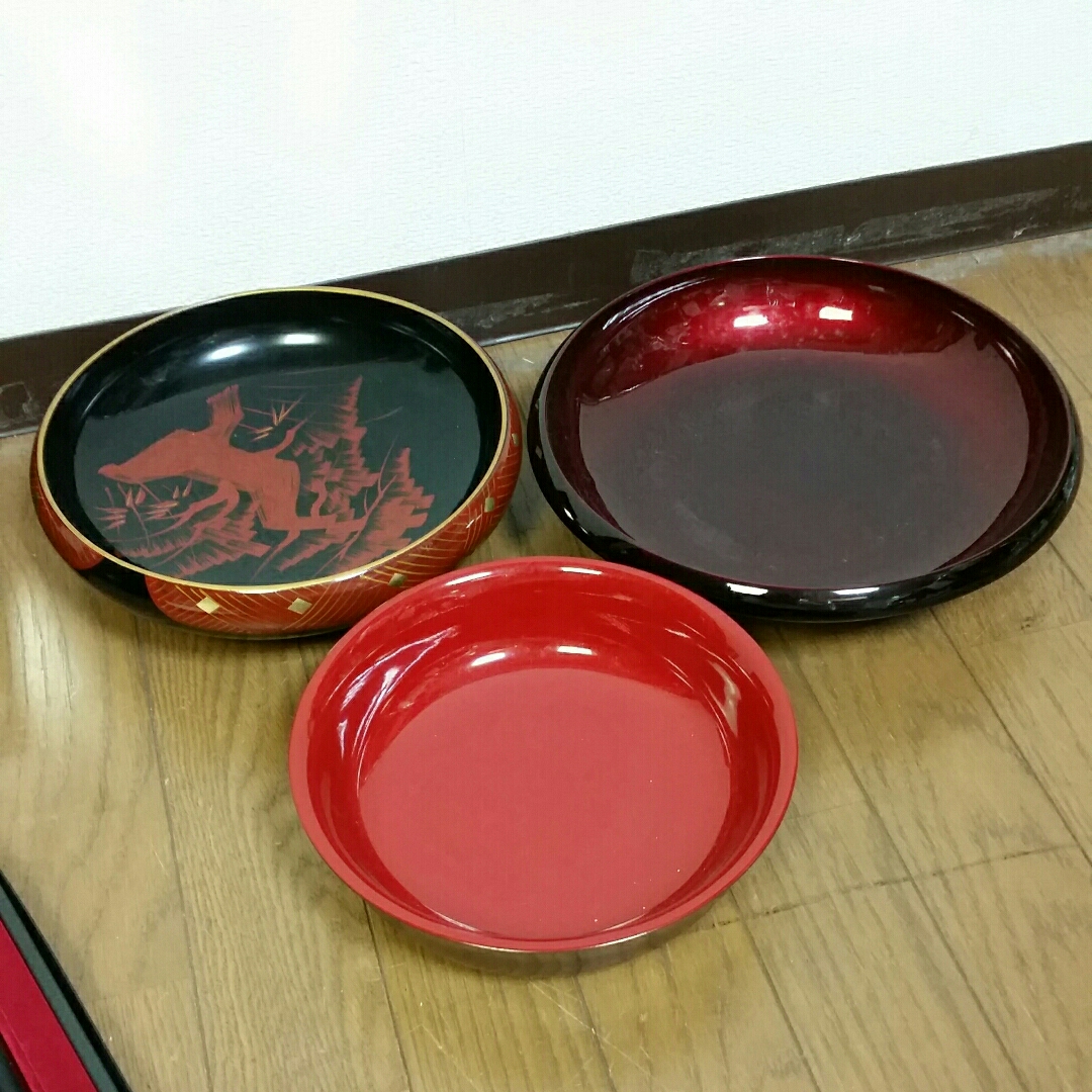 【同梱不可】 8621 中古 漆器セット まとめて6点セット 電話帳 ジュエリーケース オルゴール付き 鏡付き 菓子器 皿 玉虫塗り他 長期保管_3