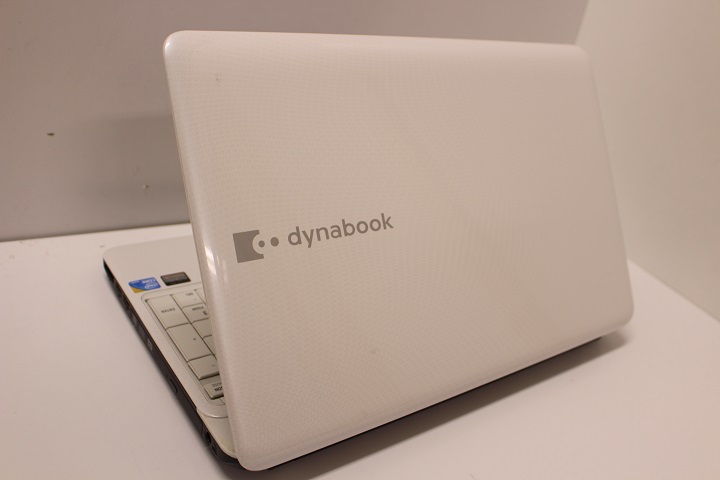 東芝 daynabook T350⁄46BW 型番PT35046BSFW 美品 現状 dynabook T350 