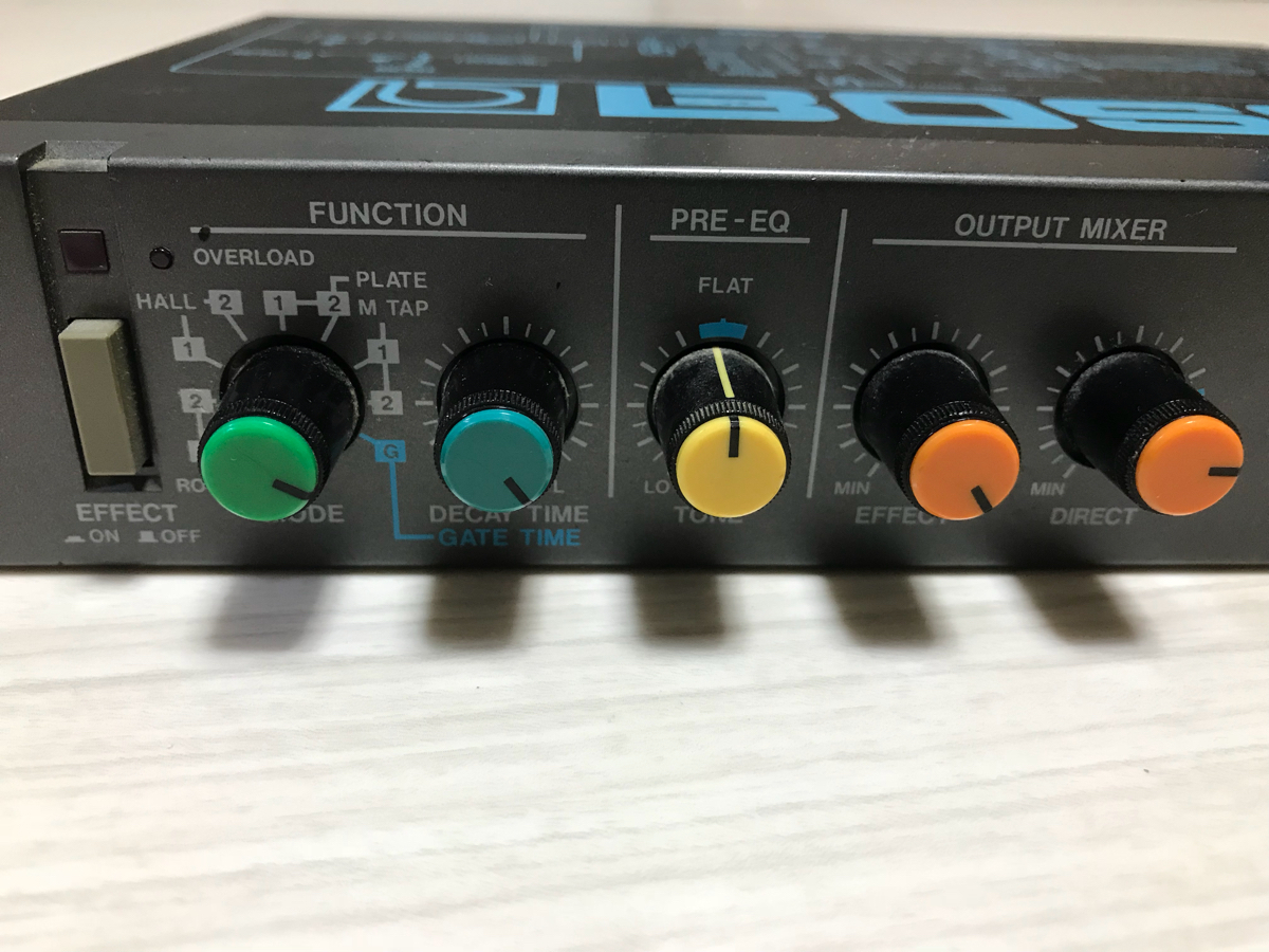 名器！BOSS DIGITAL REVERB RRV-10 ハーフラックエフェクター