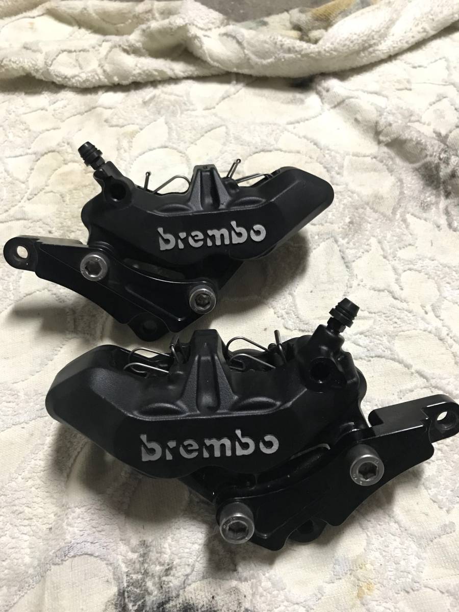 ZX-12R A1 ブレンボ フロントキャリパー 去年7月から使用しているも