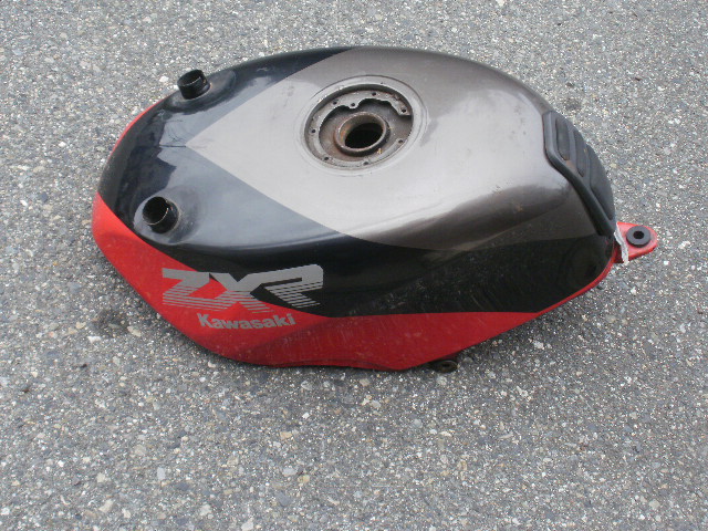 ZXR250 ZX250A 1989 タンク 穴空きあり ジャンク 中サビ