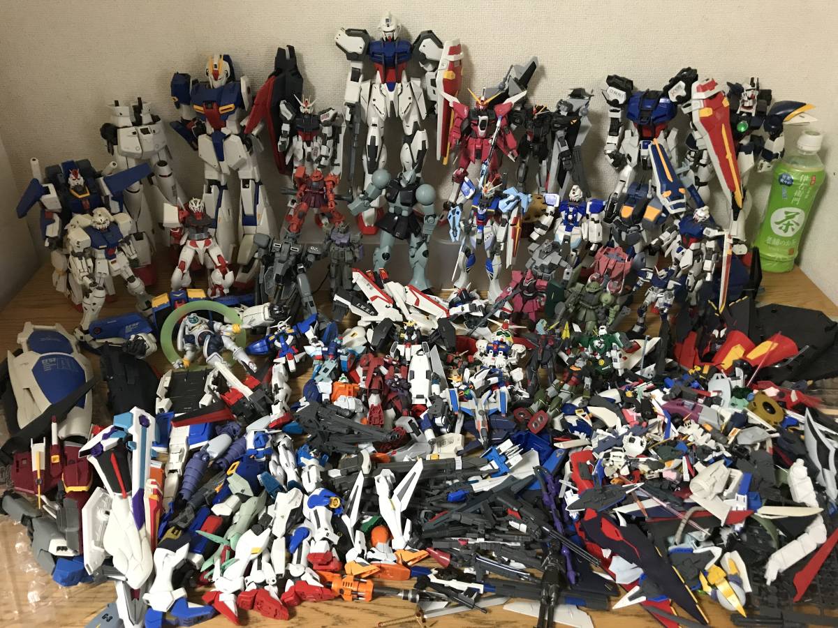 Qキ60】ガンダム☆プラモデル☆完成品☆約8kg☆ジャンク品