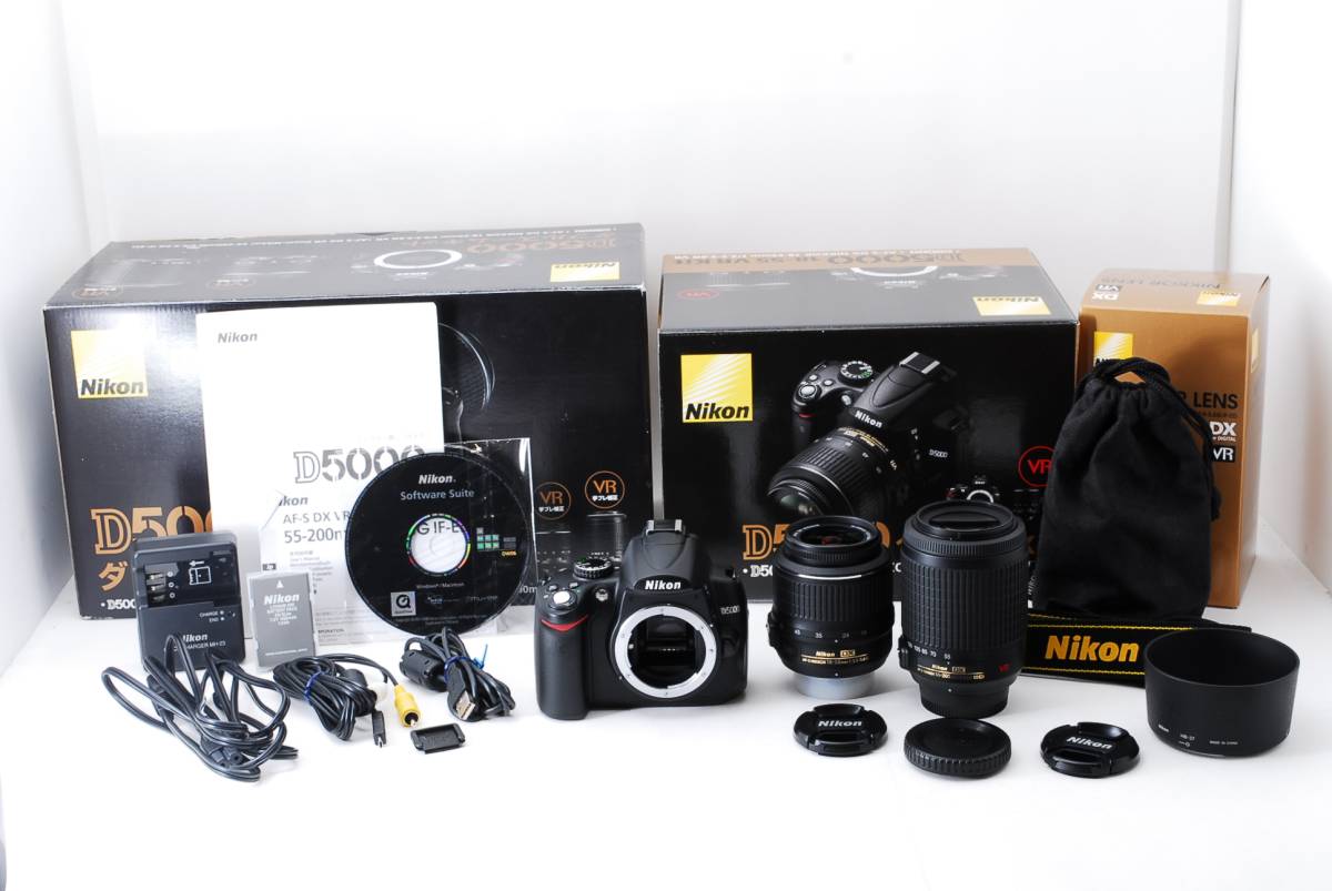 Nikon （ニコン） 一眼レフ デジカメ D5000 ダブルズームキット 美品
