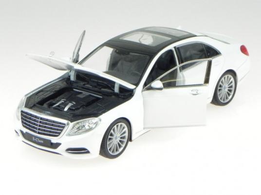 送料無料 1/24 メルセデスベンツ Sクラス S500 W222 ダイキャストカー