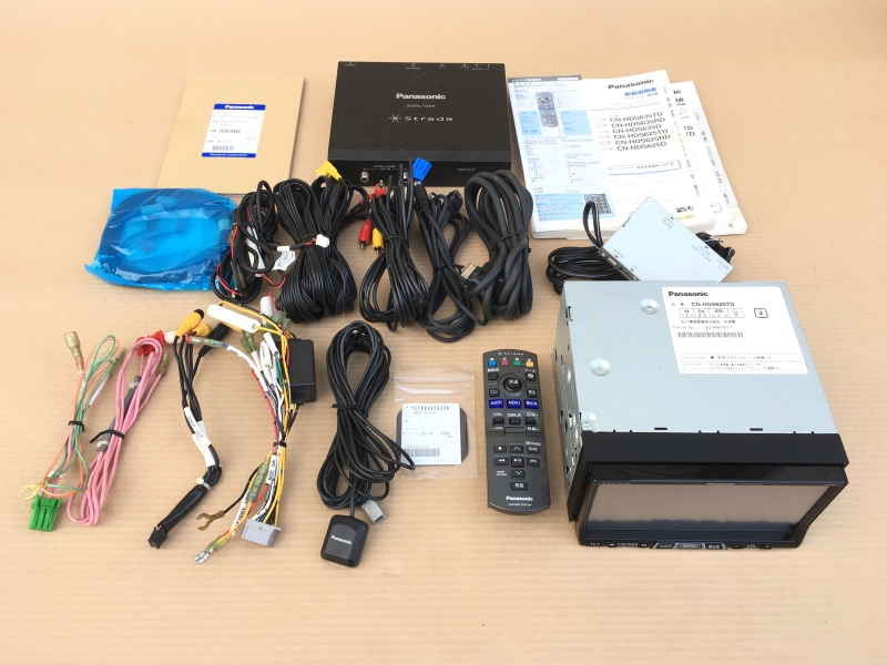 ストラーダ CN-HDS625TD 地デジ 最新地図 新品アンテナ付 HDDナビ 良品 【売り切り】