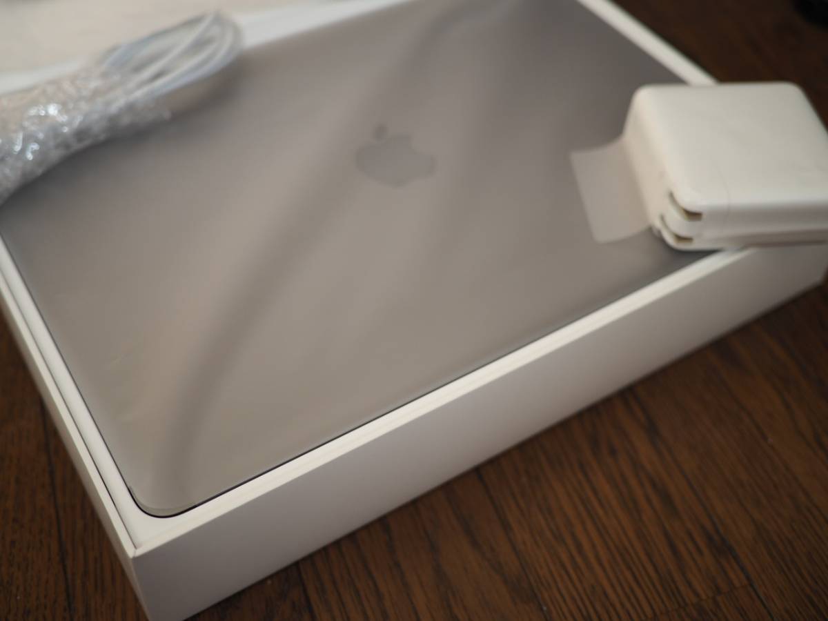 超美品】13インチMacBook Pro- スペースグレイ2016 Core i7 16GB SSD256GB