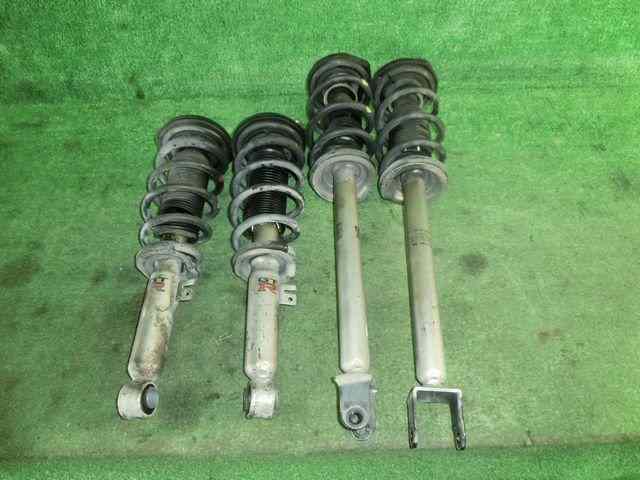 スカイラインGT-R BNR34 純正 ストラット ショック 中古 1台分
