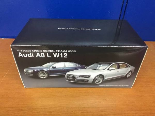G313 京商 1/18 アウディ A8L W12 ミニカー ダイキャストモデル W12 1⁄18
